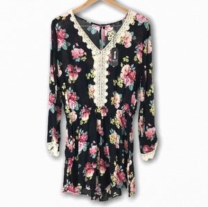 Nimi K Black Floral Lace Rayon Romper XL